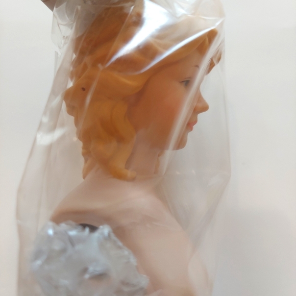 Vintage Porcelain Lady Head and Hands Set by Mangelsen's 3 3/4" Original… - Picture 7 of 13